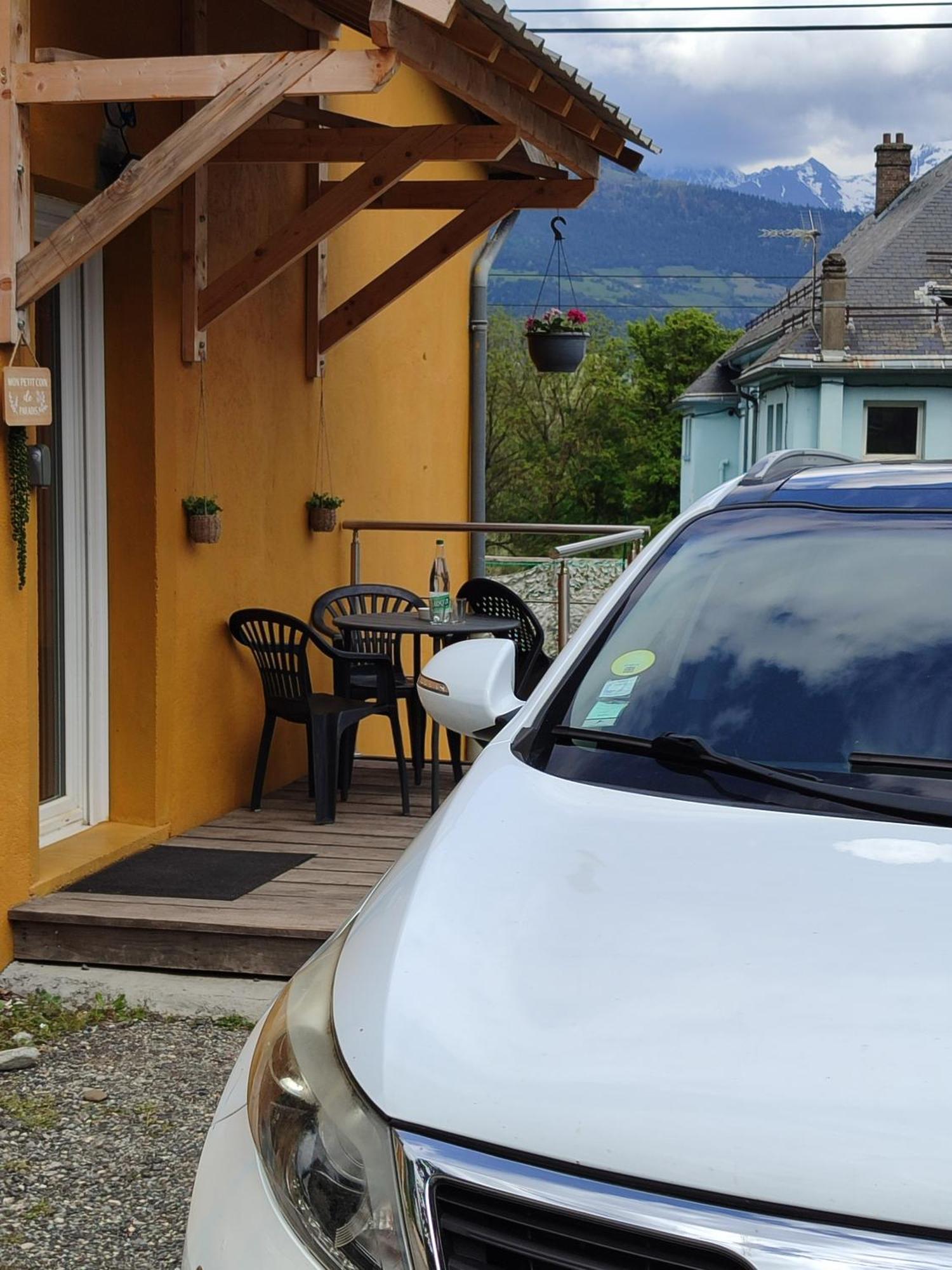 Petit Coin De Bonheur Studio Neuf Avec Terrasse Et Parking Prive A 5Mins Du Centre-Ville La Mure (Isere) Exterior photo